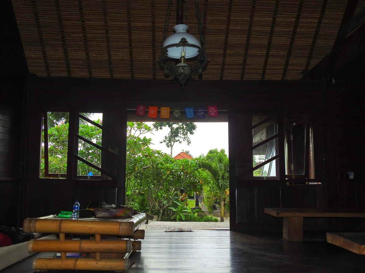 Mandala Hostel *