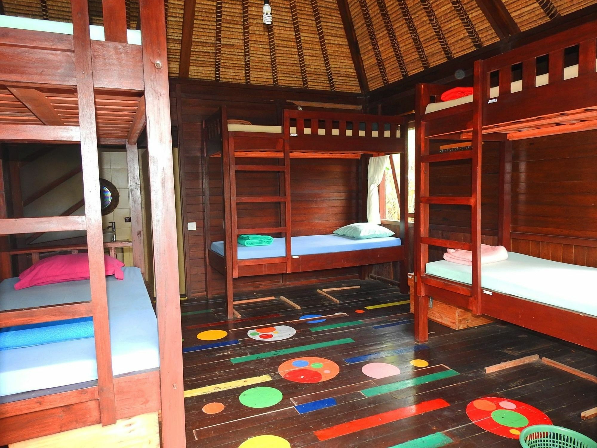 Hostel Mandala *