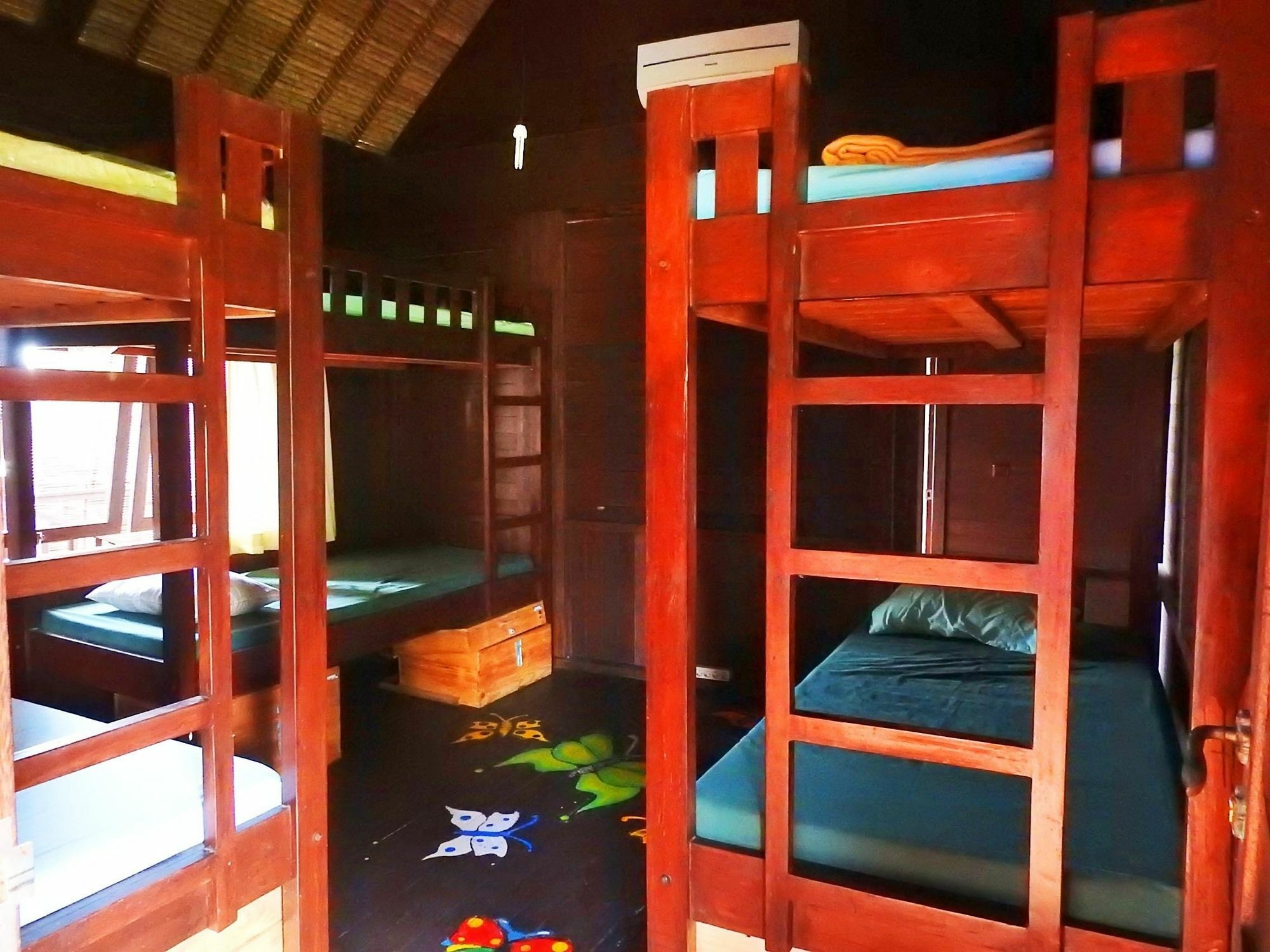 Mandala Hostel *